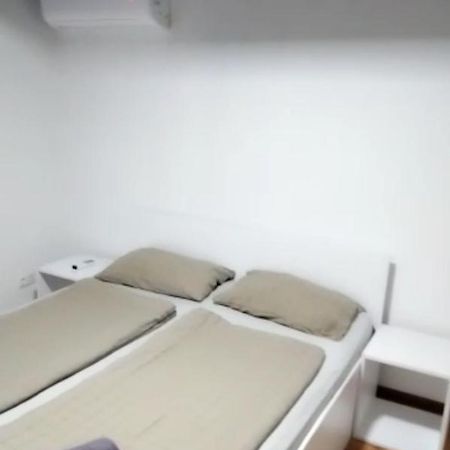 Lenilenii Bungalow Jajce Exteriör bild