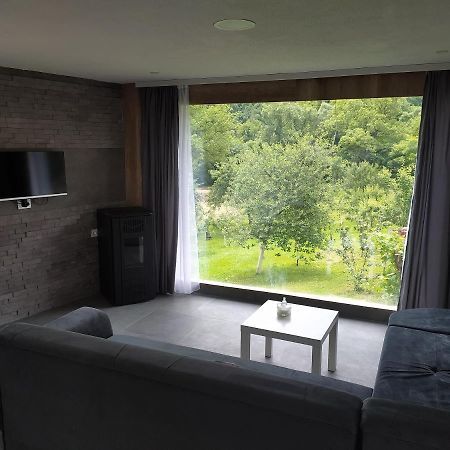 Lenilenii Bungalow Jajce Exteriör bild